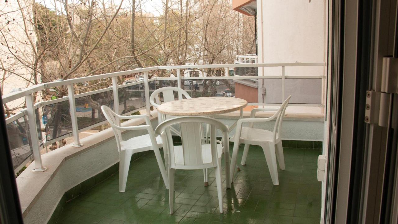 Ferienwohnung Sta. Eulalia Familias Arysal Salou Exterior foto